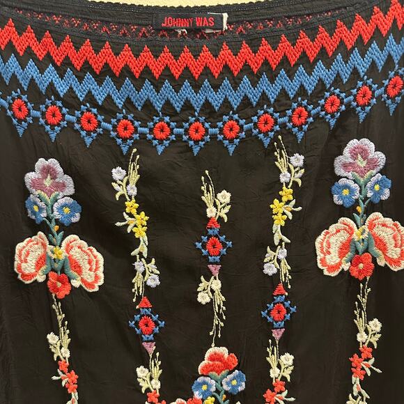 Johnny Was Bennet Tunic Black Multi Floral Embroidery Boho Coastal Resort Wear - Picture 4 of 14